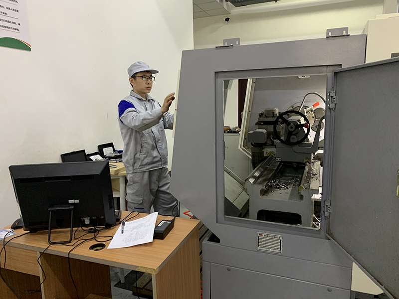 技师的工作压力 5179642_228beaae-cd90-4238-a96d-6c06eafcbde4.jpg