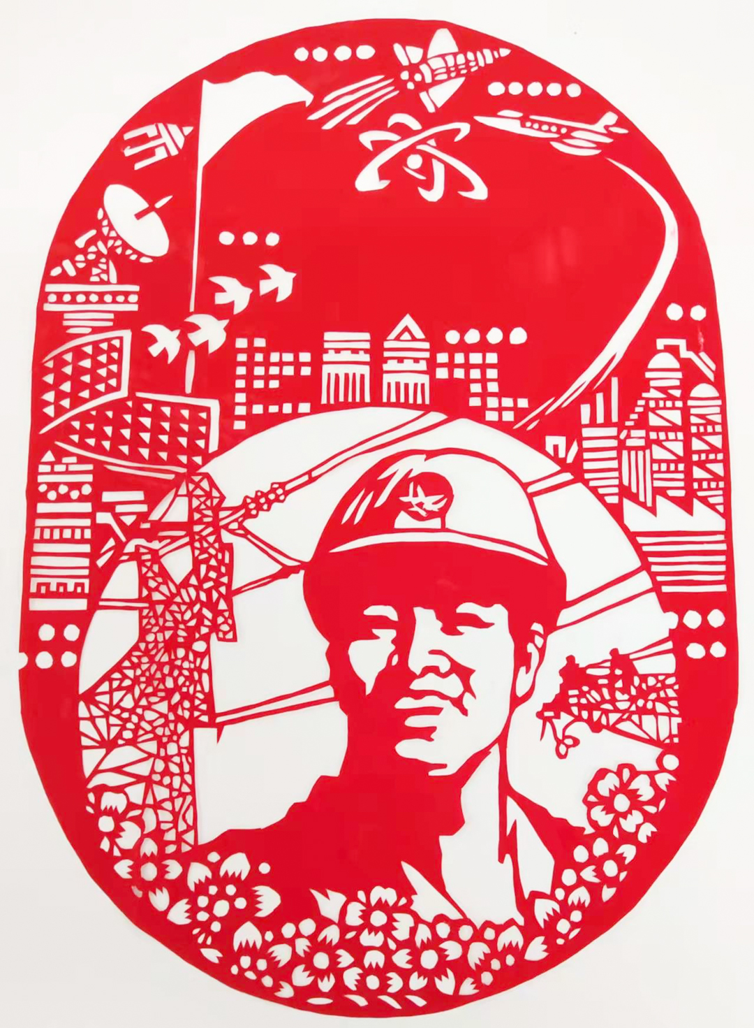 烟台一中民间美术社团举办新年剪纸作品展